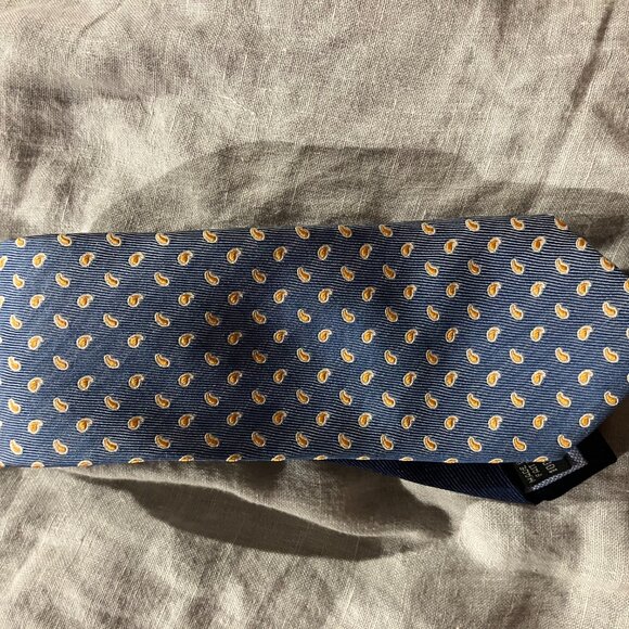 Just a bunch of ties - Picture 7 of 10